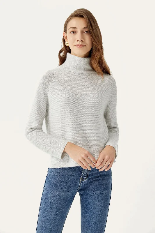 BerryBetty - Grey Knitted Cropped Turtleneck Sweater